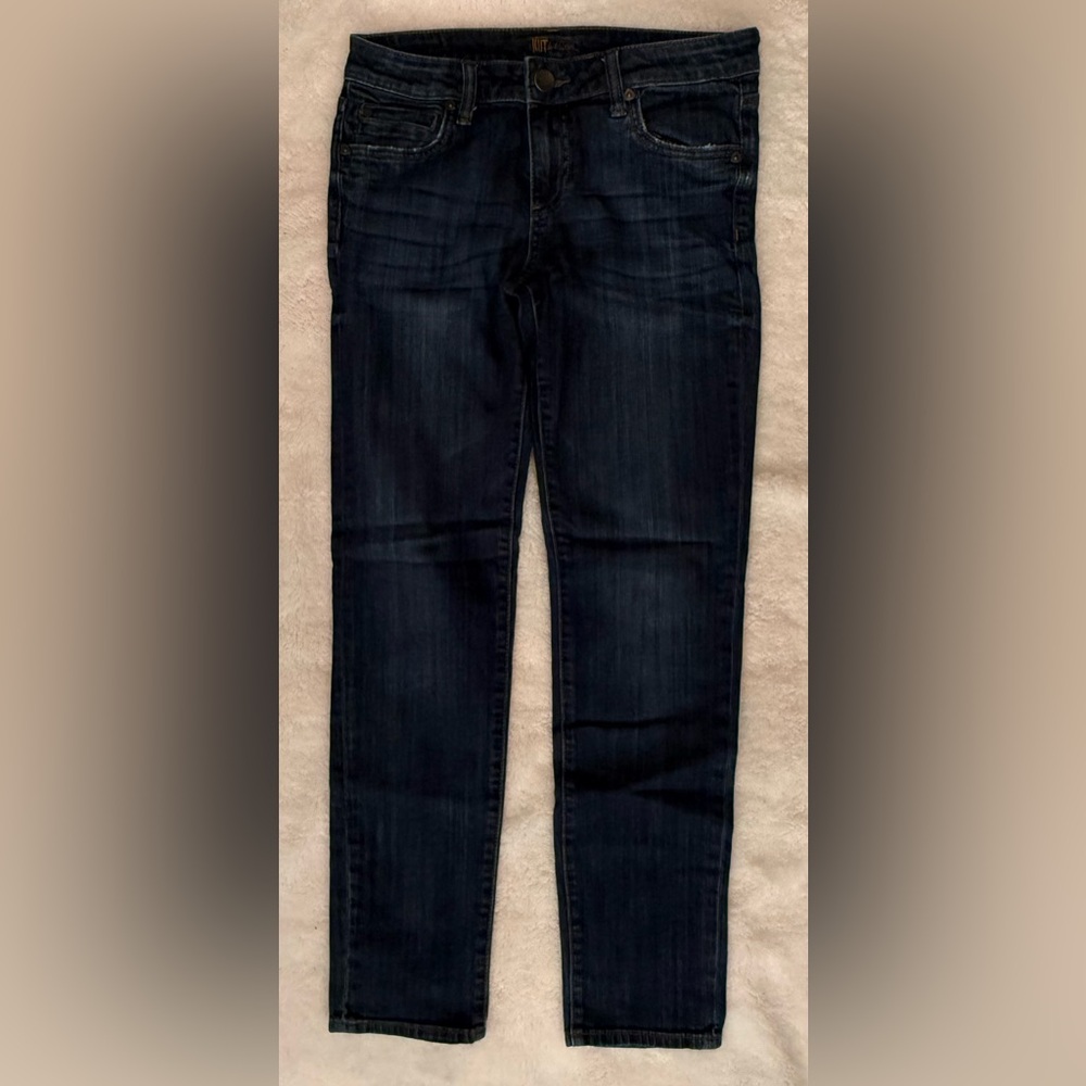 Kut from the Kloth Dark Wash Straight Leg Jeans Size 2